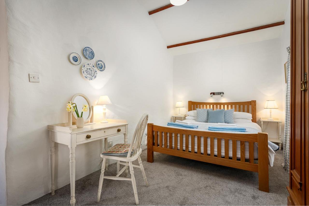 The Snug At Cornish Barn Holidays Truro Buitenkant foto