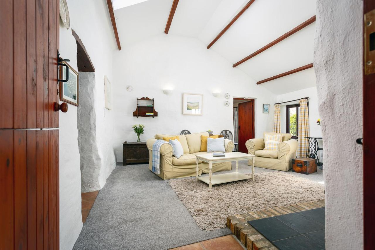 The Snug At Cornish Barn Holidays Truro Buitenkant foto