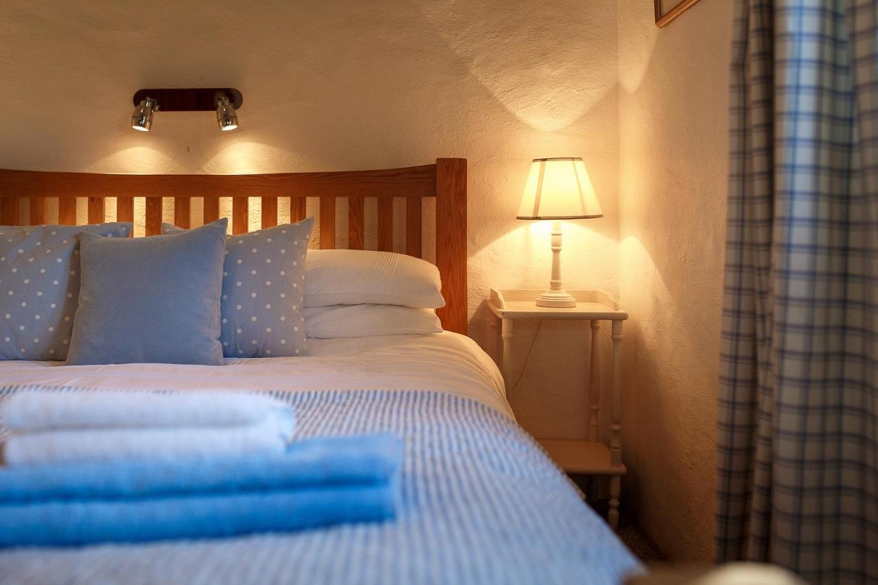 The Snug At Cornish Barn Holidays Truro Buitenkant foto